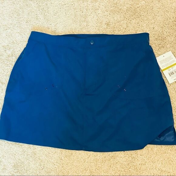 Maxine Of Hollywood Women's 5'' Woven Swim Boardshorts - Picture 3 of 8